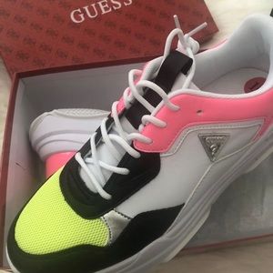 Guess tennis shoes